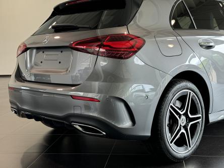 MERCEDES-BENZ A 250 e Amg Facelift, Night Pack, Panorama, Keyless Go, Mbux, DAB