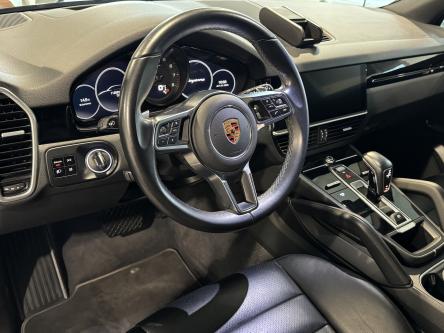 PORSCHE Cayenne 3.0 V6 Air Suspension, Rear Axxle Steering, 360 Camera, Head-Up Display